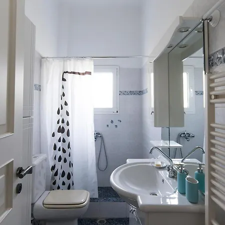 Chara's Private With Swimming Pool & Jacuzzi * Κιάτο