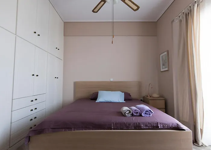 Chara's Private With Swimming Pool & Jacuzzi Kiáton