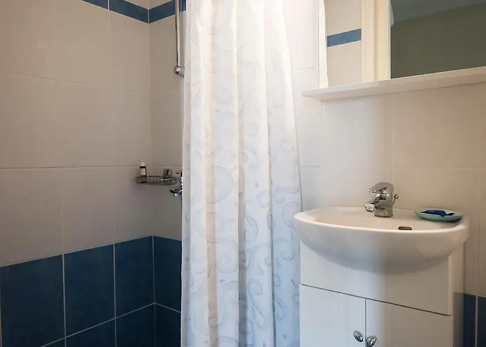 Chara's Private With Swimming Pool & Jacuzzi * Kiáton